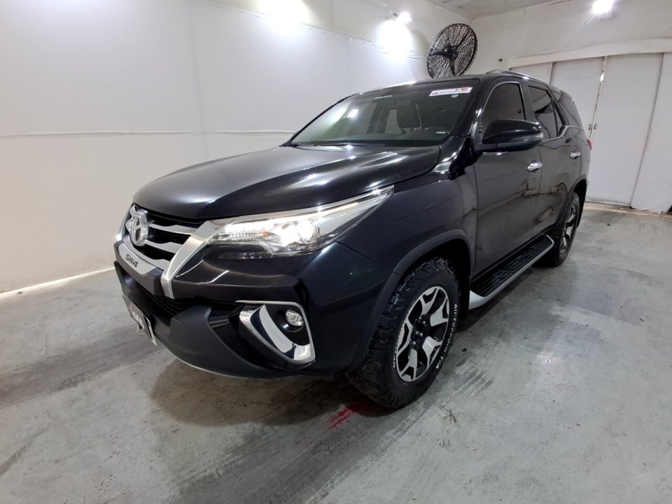 Toyota Hilux SW4 / SW4